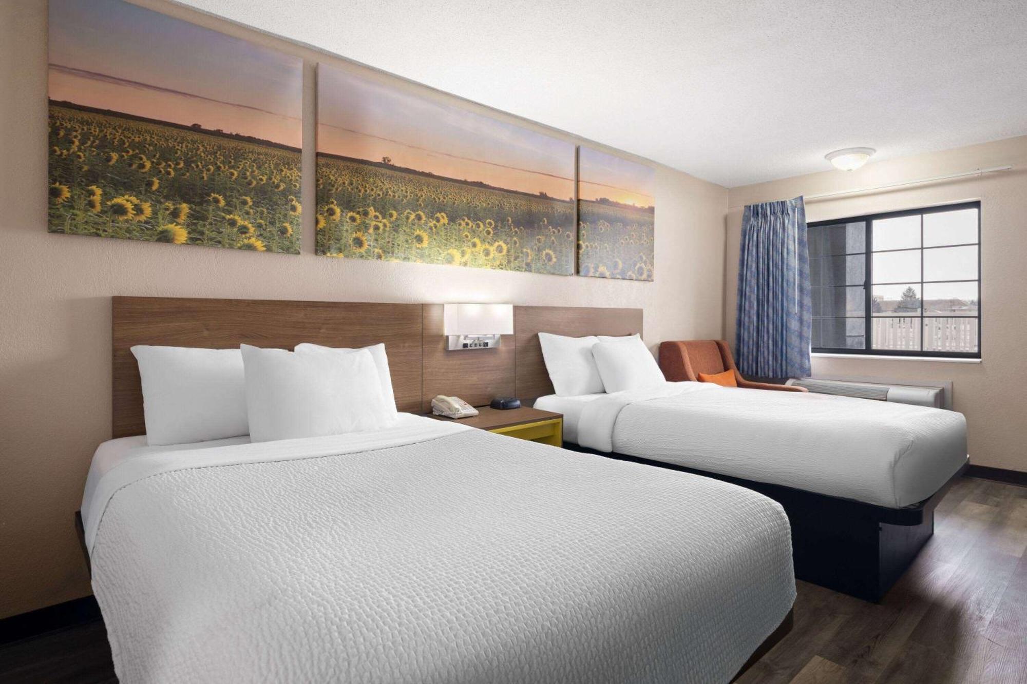 Days Inn & Suites By Wyndham Kokomo Ngoại thất bức ảnh